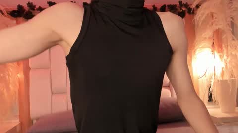 daphne_and_roger online show from March 7, 2026, 11:07 am