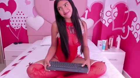 Snapshot of daphne_fox_ chatting on December 24, 2024, 2:12 pm Daphne online show from December 24, 2024, 2:12 pm