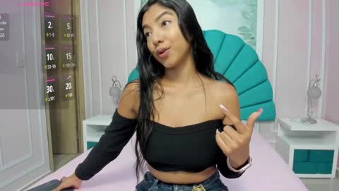 Snapshot of daphne_fox_ chatting on January 9, 2025, 11:14 am Daphne online show from January 9, 2025, 11:14 am