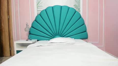 Snapshot of daphne_fox_ chatting on January 29, 2025, 5:51 am Daphne online show from January 29, 2025, 5:51 am