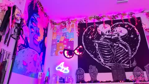 Daphne Madison online show from October 11, 2025, 8:51 pm