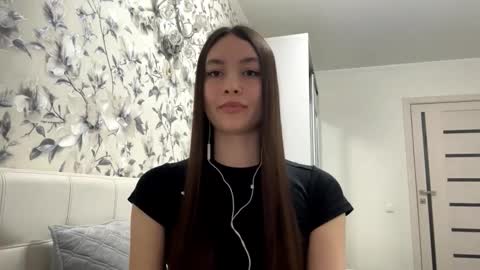 Snapshot of darceydavie chatting on February 28, 2026, 6:58 am Lina online show from February 28, 2026, 6:58 am