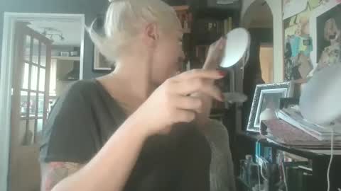 Darcy online show from January 30, 2025, 1:21 pm