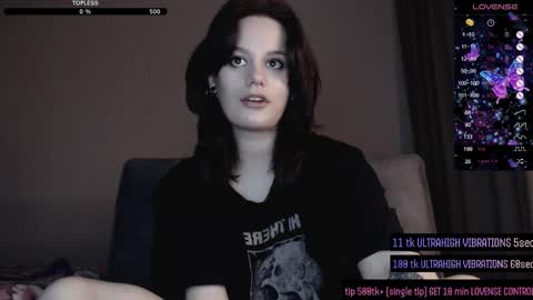 Darcy online show from November 5, 2025, 3:12 pm