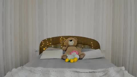 daria_de_luxe online show from November 8, 2025, 5:12 pm