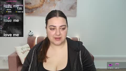 Snapshot of dariamur chatting on December 5, 2024, 6:32 am DariaMur online show from December 5, 2024, 6:32 am