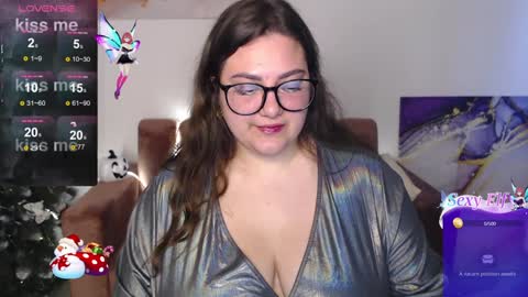 Snapshot of dariamur chatting on January 21, 2025, 12:39 pm DariaMur online show from January 21, 2025, 12:39 pm