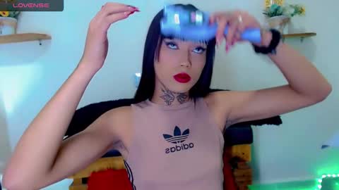 Snapshot of darianna_atehortua chatting on February 24, 2026, 9:57 pm Dary online show from February 24, 2026, 9:57 pm