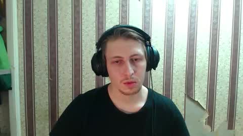 darienlarge online show from October 7, 2025, 6:27 pm