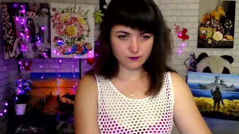 Snapshot of darina_m_ chatting on October 4, 2025, 4:43 am Darina online show from October 4, 2025, 4:43 am