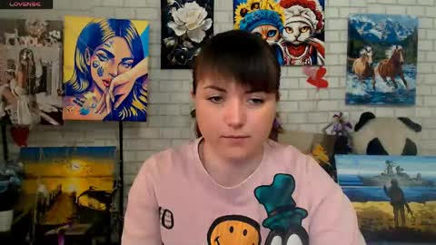 Snapshot of darina_m_ chatting on April 29, 2026, 4:49 am Darina online show from April 29, 2026, 4:49 am