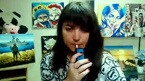 Snapshot of darina_m_ chatting on May 14, 2026, 5:14 am Darina online show from May 14, 2026, 5:14 am