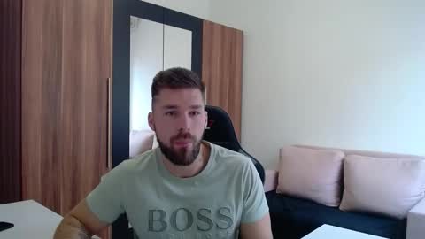 darius_94 online show from March 23, 2026, 5:44 am