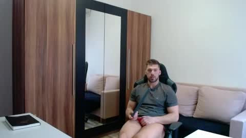 Snapshot of darius_94 chatting on April 24, 2026, 4:48 am darius_94 online show from April 24, 2026, 4:48 am