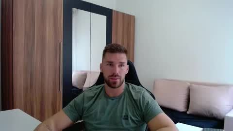 Snapshot of darius_94 chatting on May 15, 2026, 5:47 am darius_94 online show from May 15, 2026, 5:47 am