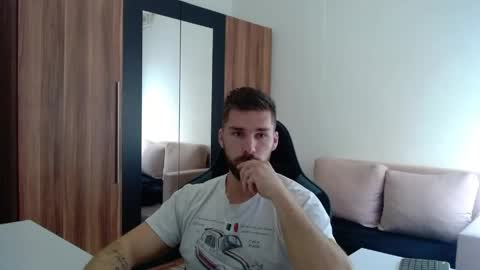 Snapshot of darius_94 chatting on May 28, 2026, 7:27 am darius_94 online show from May 28, 2026, 7:27 am
