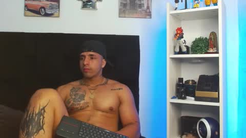 Darius Phoenix  online show from January 22, 2025, 12:38 pm