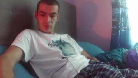 dark377 online show from September 21, 2025, 4:52 pm