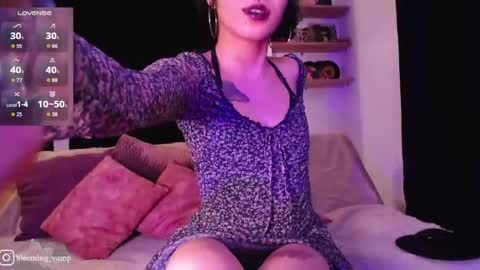 Snapshot of dark__nymph chatting on June 4, 2026, 8:59 pm Dark online show from June 4, 2026, 8:59 pm