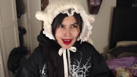 Moony online show from December 11, 2024, 4:18 am