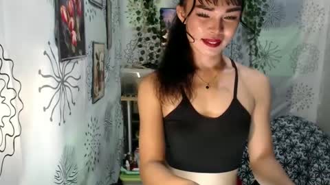 yushico online show from February 25, 2025, 11:33 pm