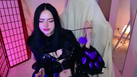 Diva online show from May 27, 2026, 1:57 am
