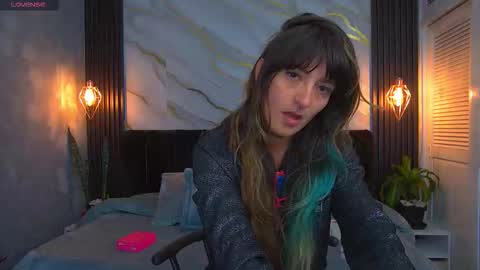 dark_dominika online show from March 19, 2026, 8:02 pm