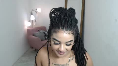 dark_flama online show from April 10, 2026, 10:36 pm