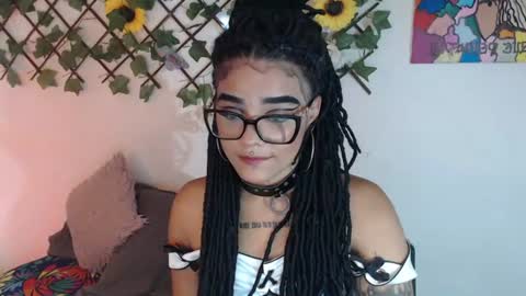 dark_flama online show from July 5, 2026, 10:06 pm