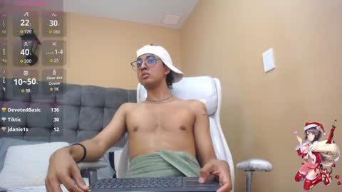 Andrew online show from December 15, 2024, 2:27 pm