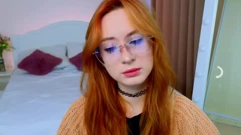 Lola online show from April 13, 2026, 2:06 am