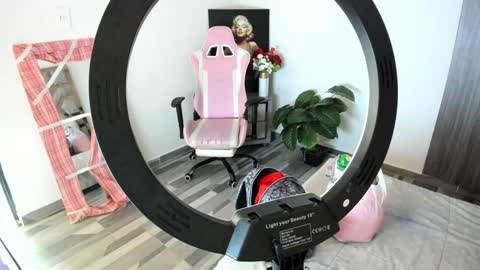 Snapshot of dark_madison chatting on January 3, 2025, 7:07 pm CELESTE online show from January 3, 2025, 7:07 pm