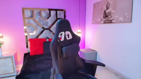 Snapshot of dark_madison chatting on October 5, 2025, 3:38 am CELESTE online show from October 5, 2025, 3:38 am