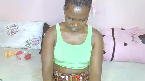 Snapshot of dark_petite_ chatting on May 19, 2026, 9:59 am dark_petite_ online show from May 19, 2026, 9:59 am