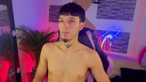 Snapshot of dark_rosse1 chatting on February 6, 2026, 4:06 am rosse online show from February 6, 2026, 4:06 am