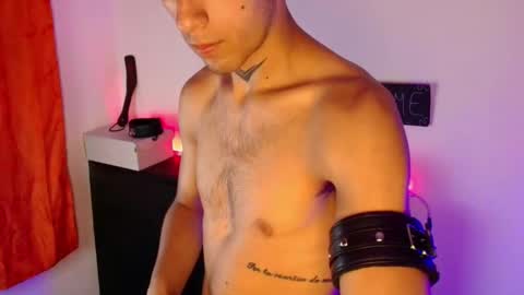 Snapshot of dark_rosse1 chatting on March 1, 2026, 3:52 am rosse online show from March 1, 2026, 3:52 am