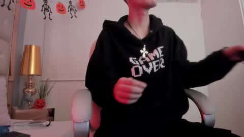 dark_sun333 online show from October 25, 2025, 3:03 am