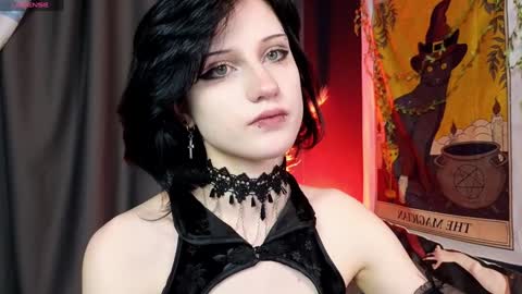 Vamp  online show from December 3, 2024, 9:01 pm