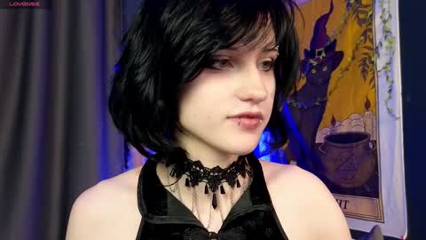 Vamp  online show from December 4, 2024, 3:15 am