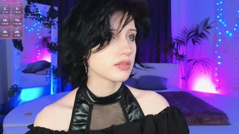 Vamp  online show from January 17, 2025, 11:38 am