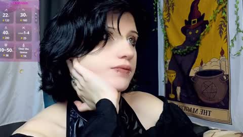 Vamp  online show from January 17, 2025, 4:04 pm