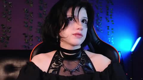 Vamp  online show from January 18, 2025, 9:34 pm