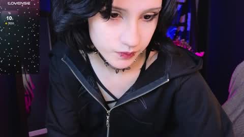 Vamp  online show from January 30, 2025, 11:55 pm