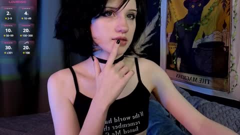 Vamp  online show from February 8, 2025, 4:47 am