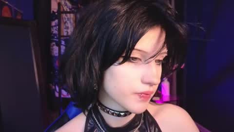 Vamp  online show from February 9, 2025, 10:00 pm