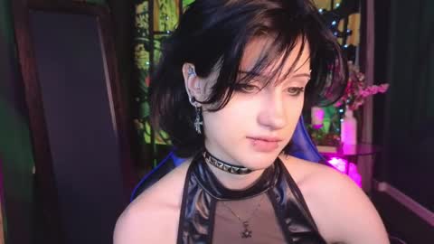Vamp  online show from February 10, 2025, 1:03 am