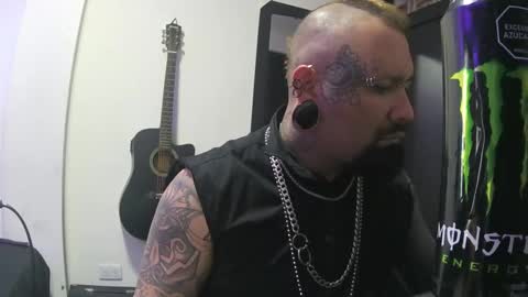 darkclothes online show from January 15, 2025, 3:00 am