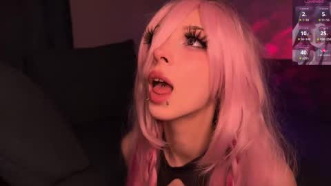 Yuu online show from October 19, 2025, 12:00 am