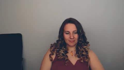 Anna online show from September 23, 2025, 2:42 pm