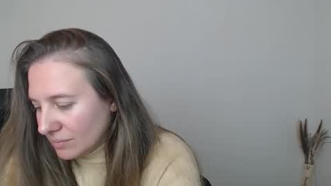 Anna online show from November 3, 2025, 2:07 pm